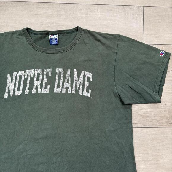 Vintage Champion Notre Dame T-Shirt Green XXL Distressed Logo 90s/00s NCAA Fade - Picture 5 of 8